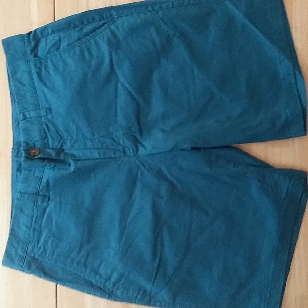 Bonobos flat front shorts, dark green, size 32